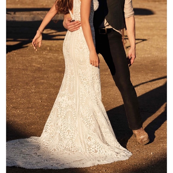 Lillian West | Wedding Dress - Picture 5 of 9